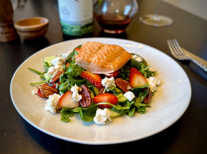 Smoked Salmon Berry Goats Cheese Salad