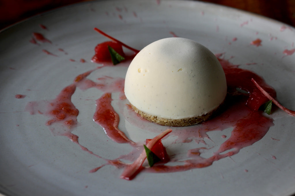 mascarpone vanilla bean cheesecake with rhubarb ginger compote